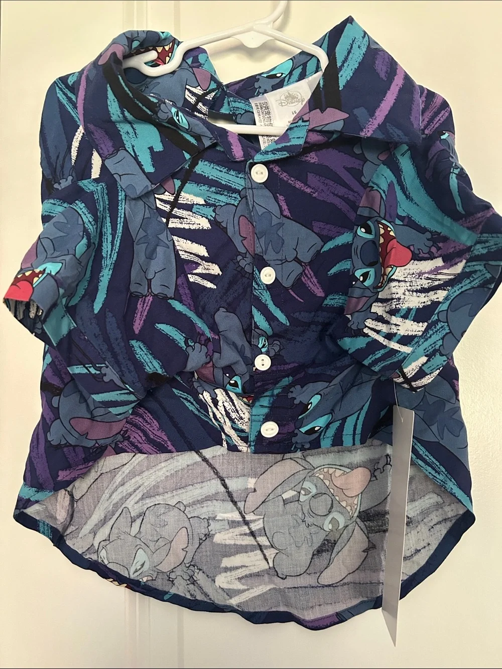 Disney Stitch Print Button-Up Dog Shirt size large 21-29lb dog